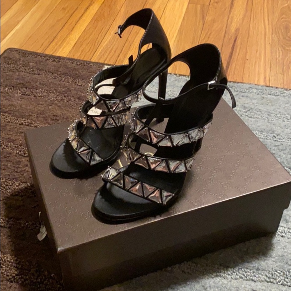 Gucci Sandals - Picture 2 of 5